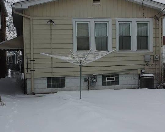 2nd image of 4811 Wegg Ave