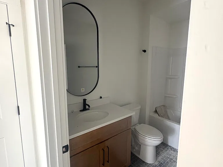 2464 Millwood Ave #1 — Photo 37