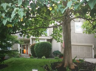 7208 Summit St, Shawnee, KS 66216