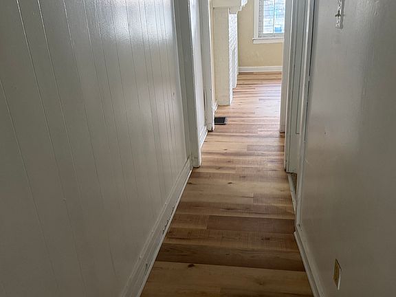 5th image of 227 Chesterfield Rd