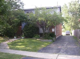 664 Rosner, Roselle, IL 60172