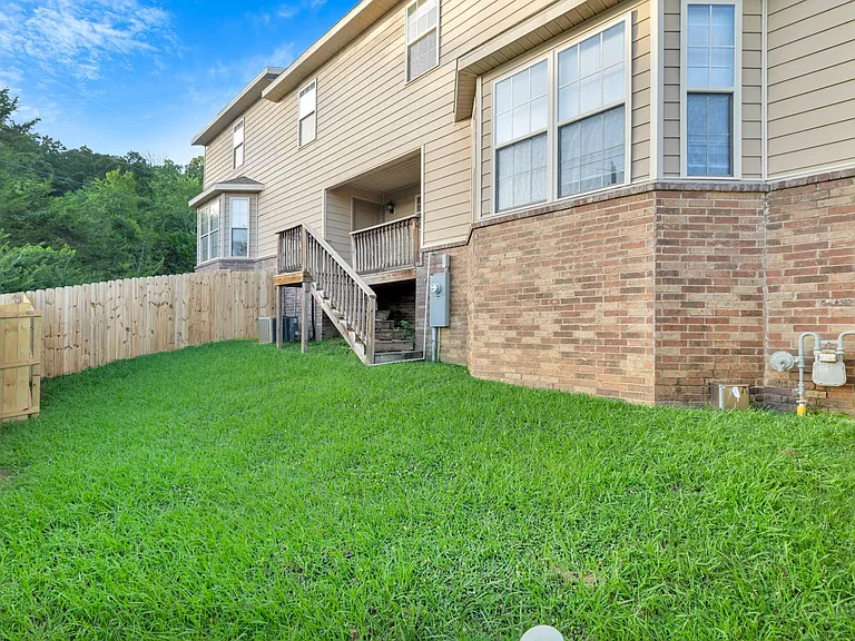 2939 W Scottswood Pl — Photo 22