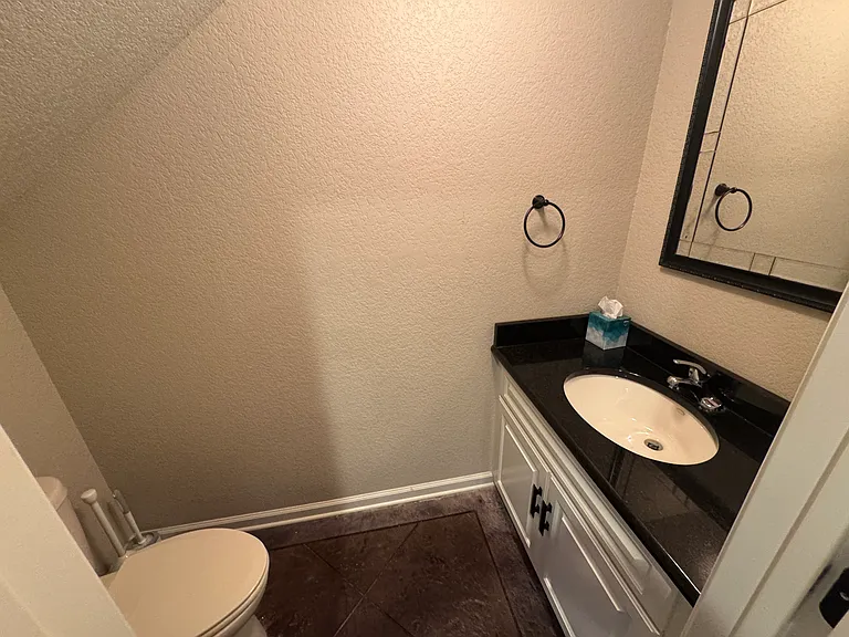 4217 C St #B — Photo 6