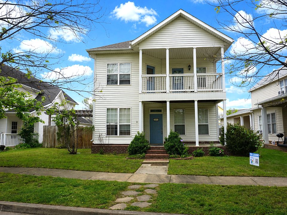 1st image of 2643 N Westminster Dr