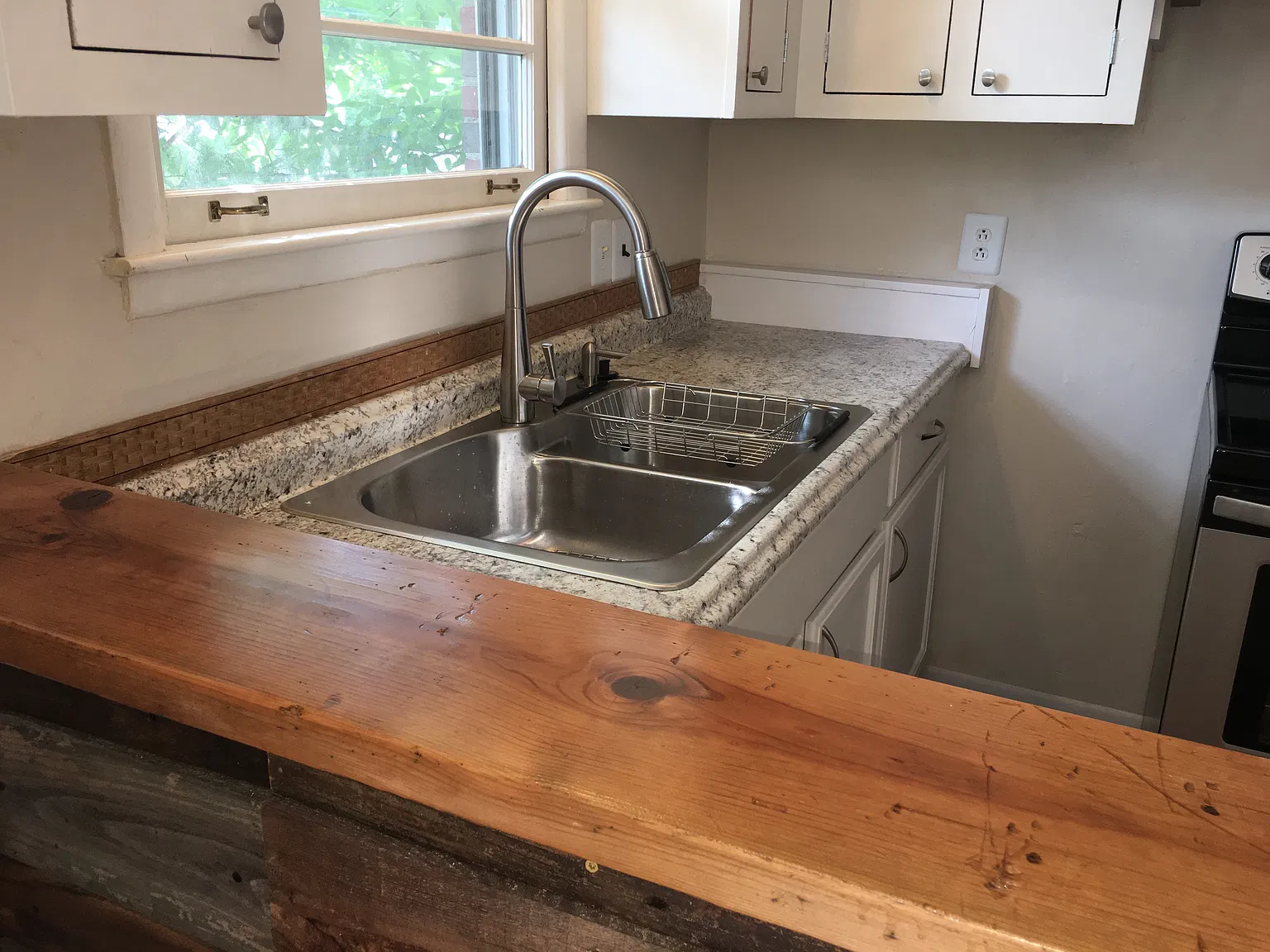 1 bed, 425 sqft, $1,375 — Photo 2
