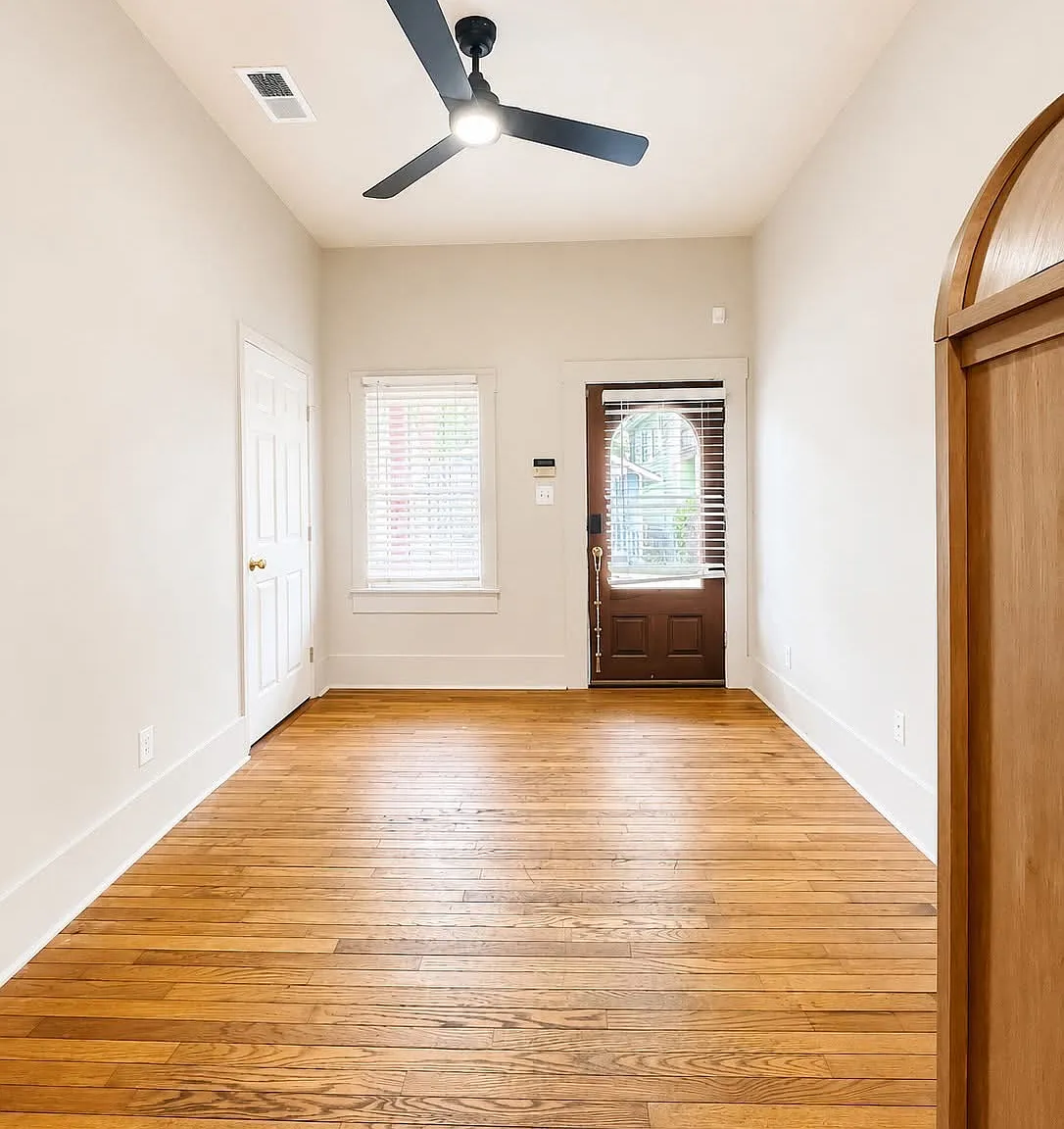 2 bed, 779 sqft, $1,850 — Photo 3