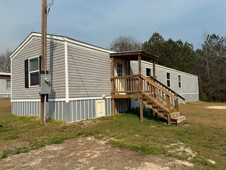1398 County Road 8 — Photo 2