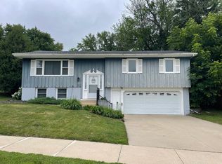 709 26th St NW, Rochester, MN 55901