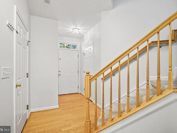 5th image of 5024 Grimm Dr