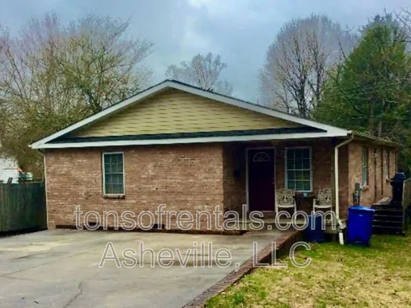 203 W Jordan St, Brevard, NC 28712