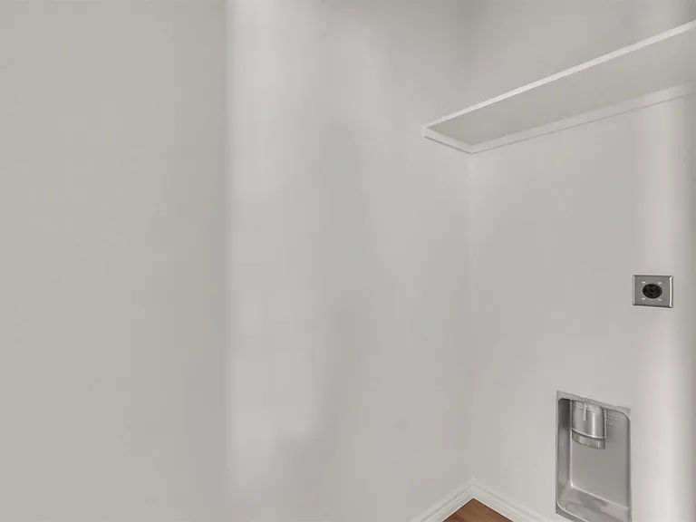 1118 Zora Dr #B — Photo 17