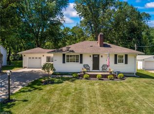 490 Lynn Dr, Akron, OH 44319