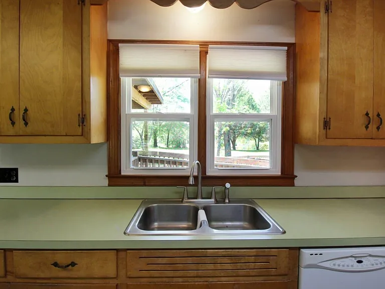 2441 Indian Creek Rd — Photo 9