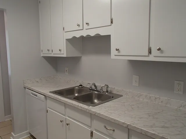 2503 Minnesota Ave — Photo 17