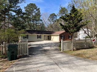 4035 Huddersfield Dr, Snellville, GA