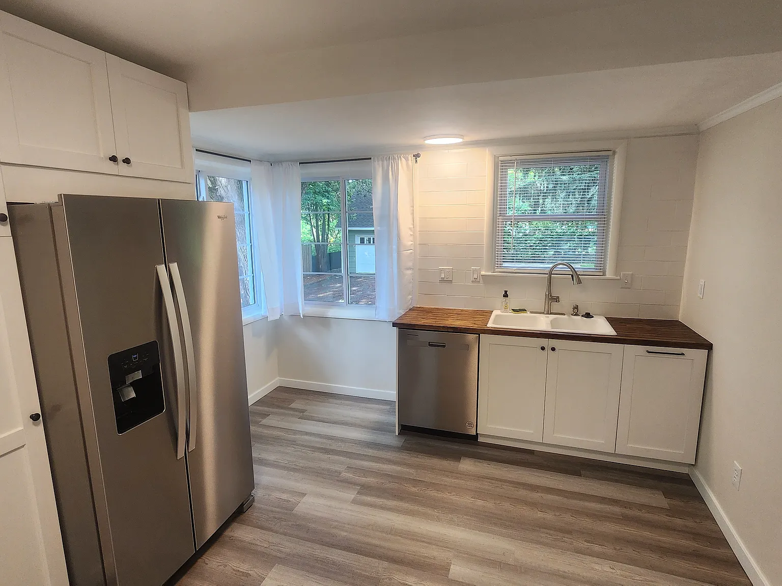 118 S Elm St — Photo 4