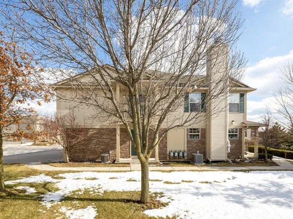 188 Commons Ct #48, Saline, MI 48176