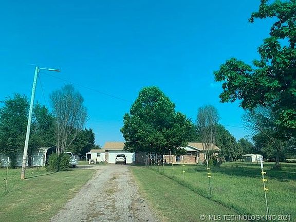 3rd image of 19619 W 337th West Ave