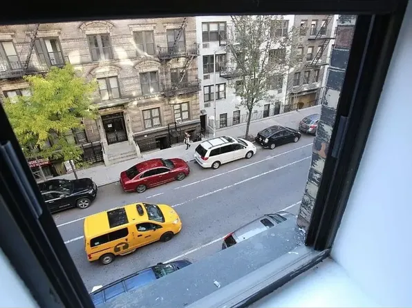 241 West 15th Street image 1 of 1