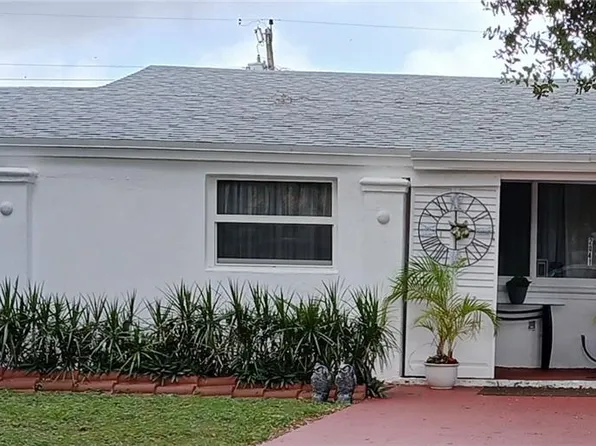 2041 NE 182nd St, North Miami Beach, FL 33162