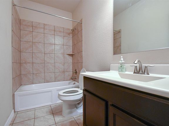 full bath downstairs
