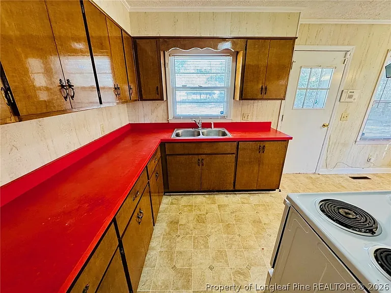 803 Floyd St — Photo 17
