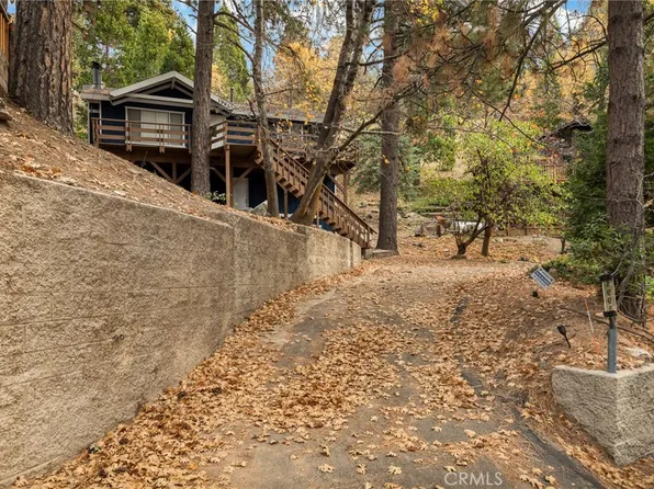 1993 Willow Dr, Running Springs, CA 92382
