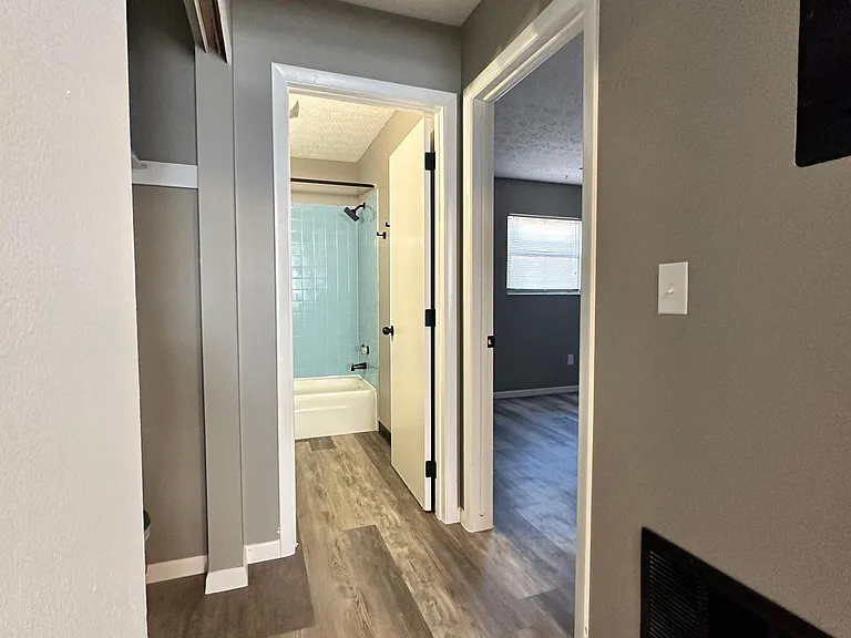 2542 Audubon Rd — Photo 8