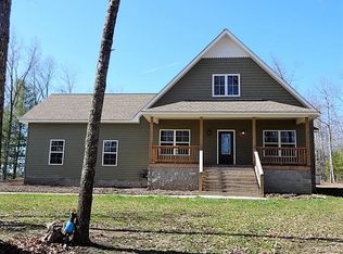 294 Clarence Lee Rd, Lancing, TN 37770