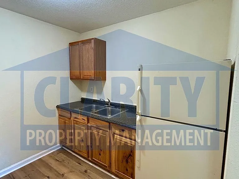 185 County Road 323 — Photo 7