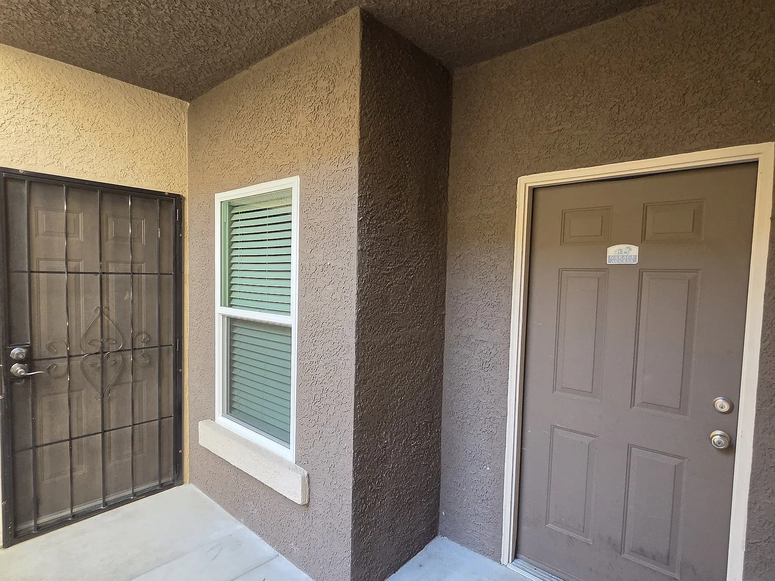 3 bed, 1261 sqft, $2,450 — Photo 4