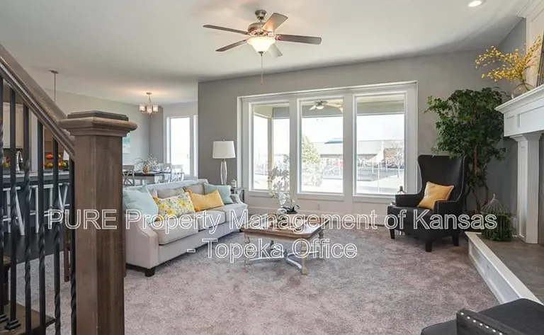 21705 W 46th Ter — Photo 6