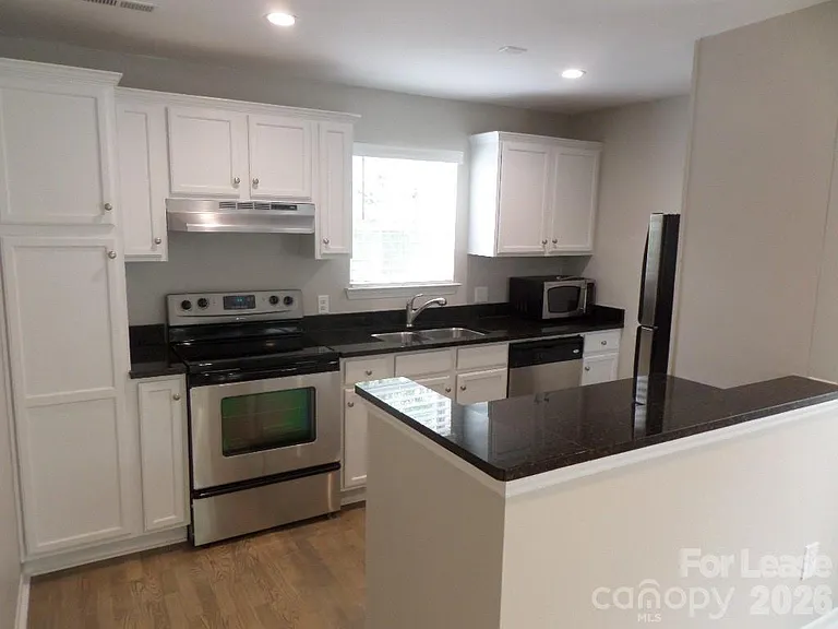 424 Mather Green Ave #N — Photo 2