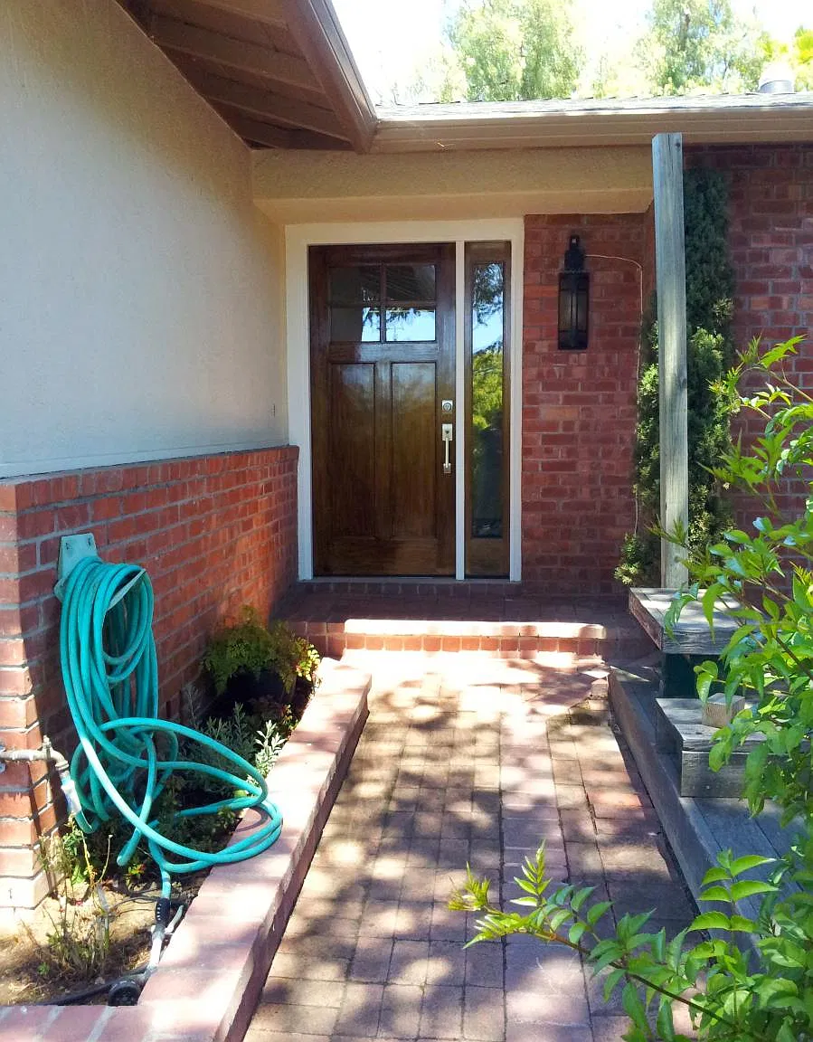 4 bed, 1628 sqft, $4,800 — Photo 2