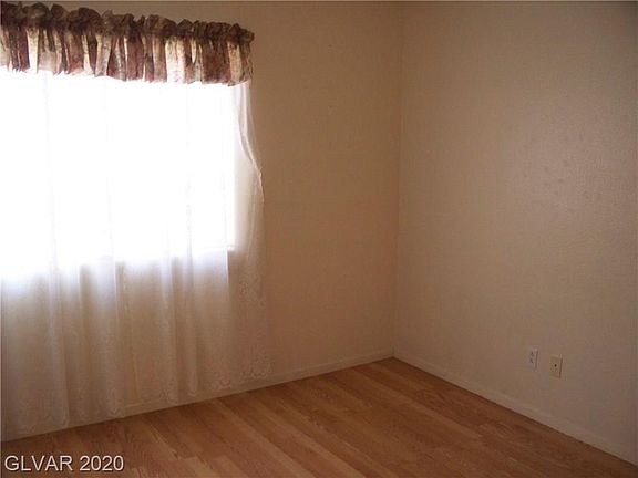 5th image of 2723 Coral Cliffs Ct