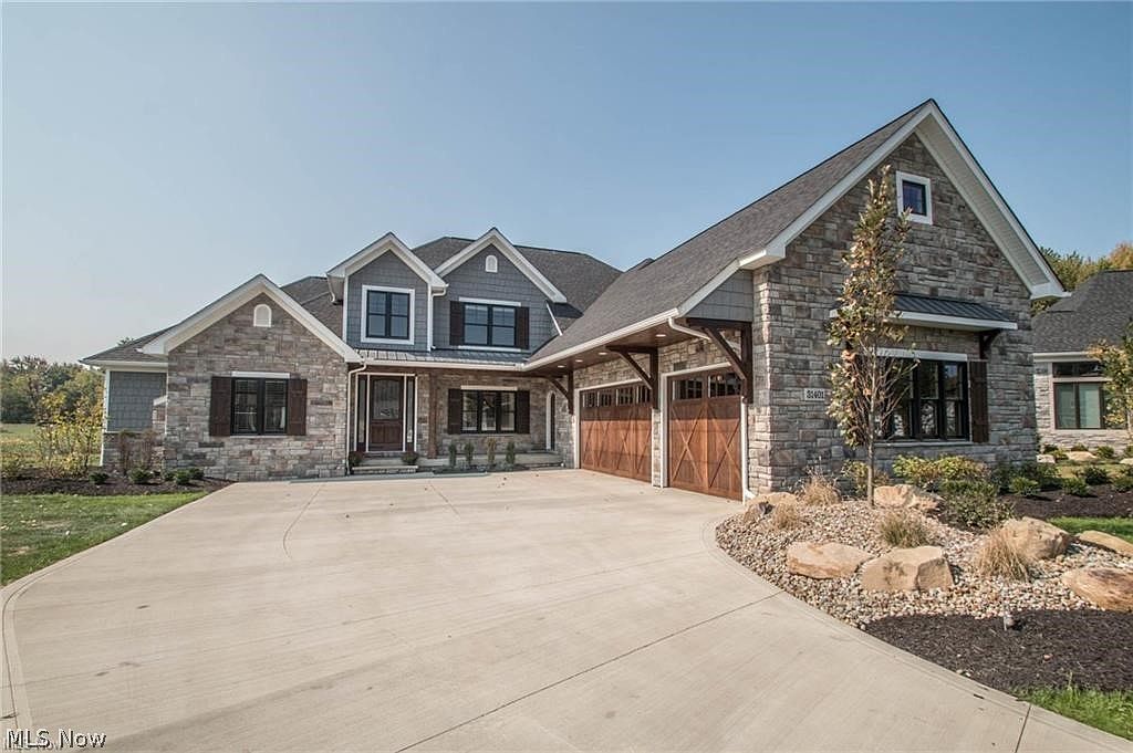 4309 Saint Theresa Blvd