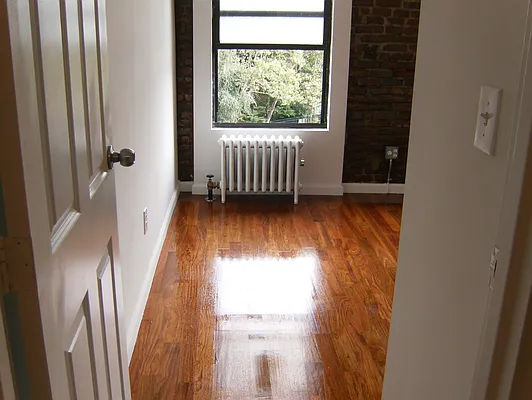 Rented by Sky Management | media 47