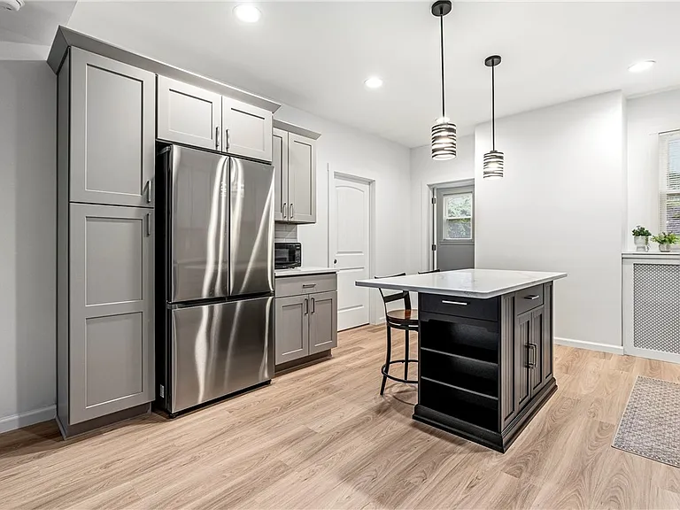 419 Hastings St #1 — Photo 17