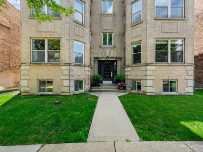 4250 N Mozart St APT 1S, Chicago, IL, 60618