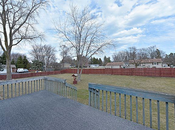 3rd image of 38231 N Holdridge Ave