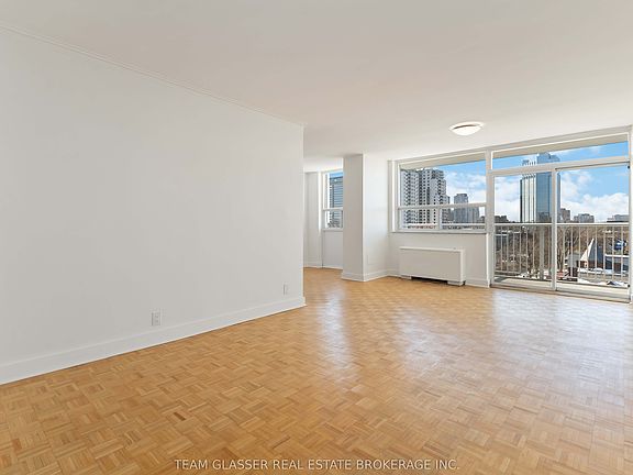 5th image of 396 Queens Ave #502