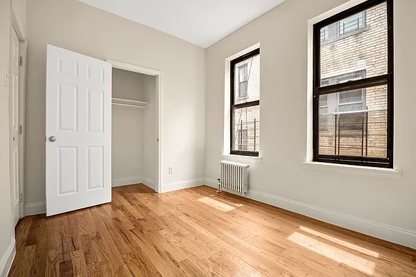 Rented by Compass | media 30