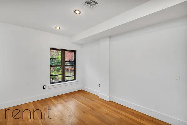 Rented by Rennit Inc. | media 11