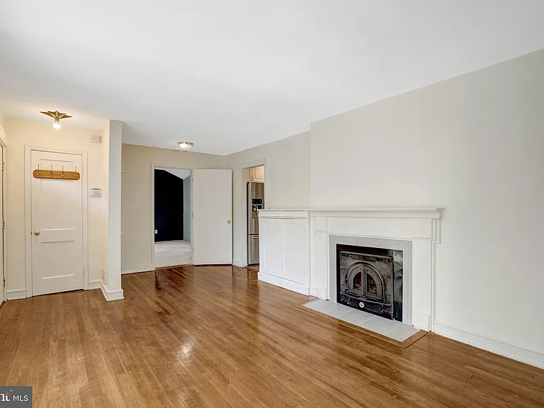 8015 New Market Rd — Photo 9