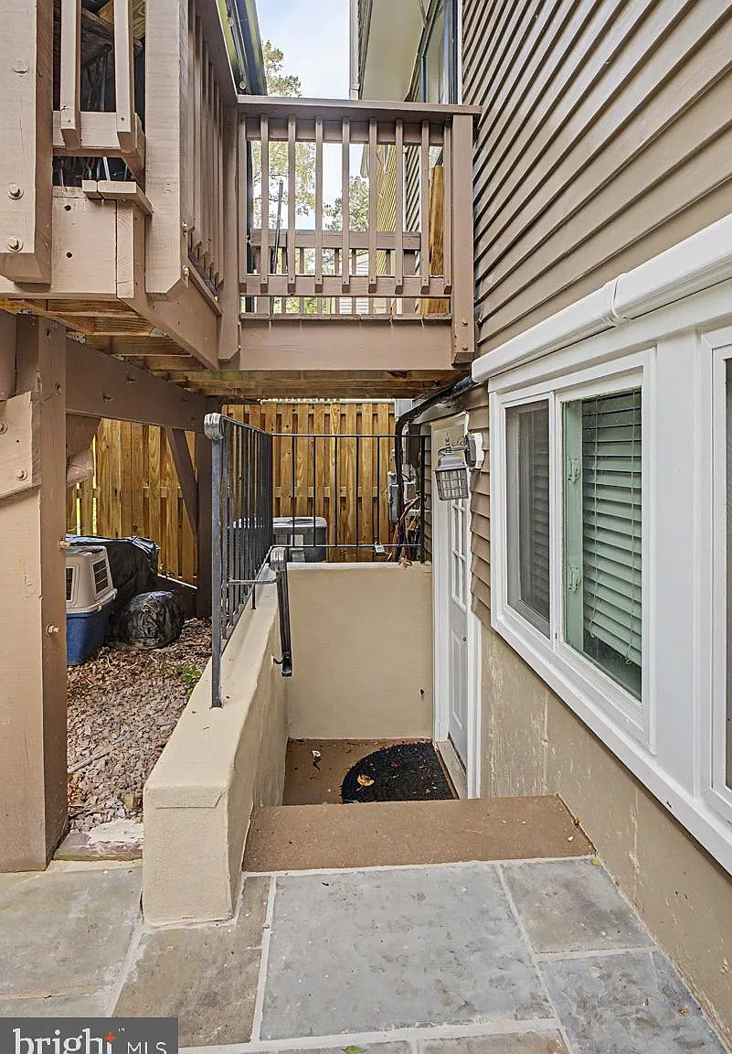 1 bed, 1.0 bath, 1240 sqft, $1,500 — Photo 4