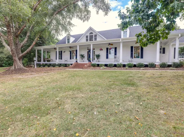 1028 Holt Rd, Apex, NC 27523