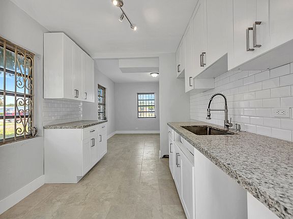 5th image of 2240 NW 166th St