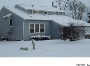 4986 Alexis Dr, Liverpool, NY 13090