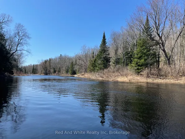 136B Maple Island Rd, Whitestone, ON P0A 1G0