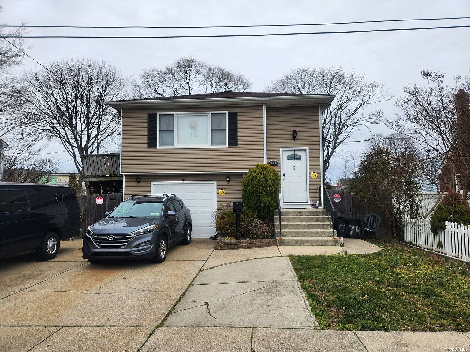 174 32nd Street, Lindenhurst, NY 11757 Zillow